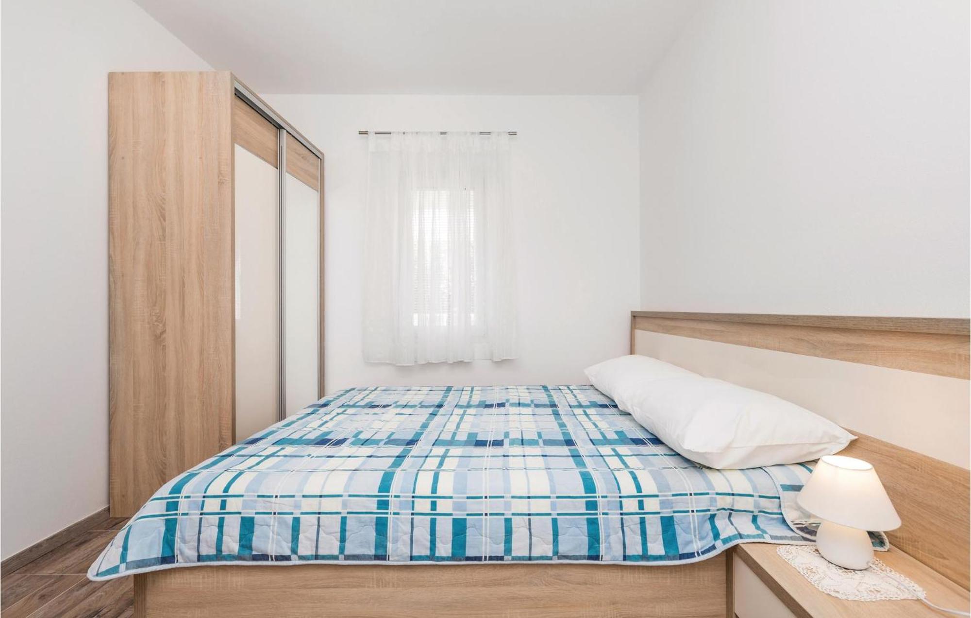 Lovely Apartment In Mandre With Wifi 외부 사진
